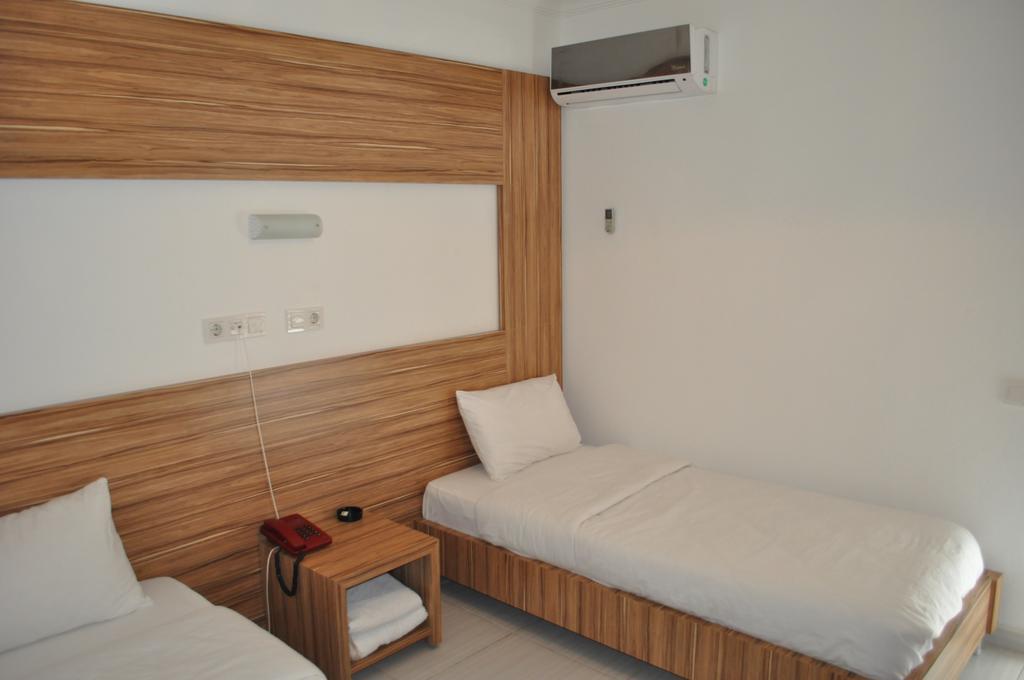 Araucaria Pension Antália Exterior foto
