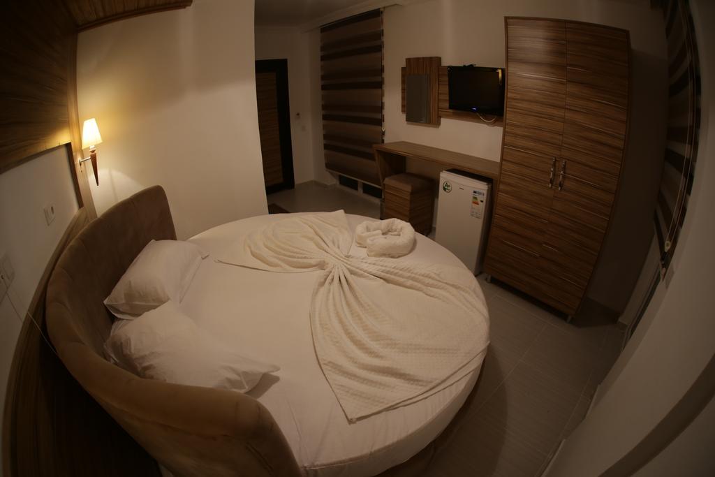 Araucaria Pension Antália Quarto foto